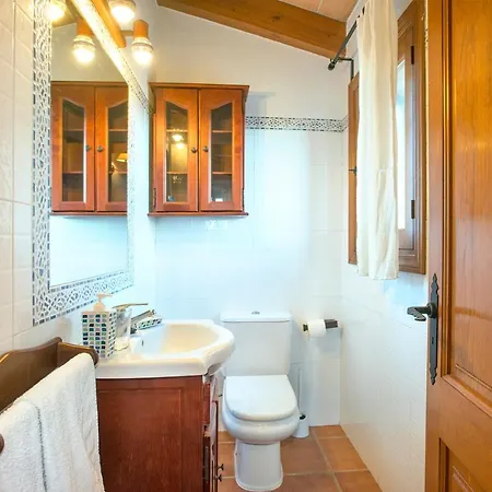 Owl Troy - Family And Friends فيلة *